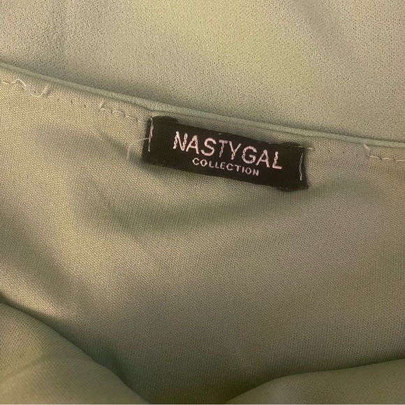 NASTY GAL SAGE MIDI DRESS SIZE 2 GUC - Picture 3 of 5